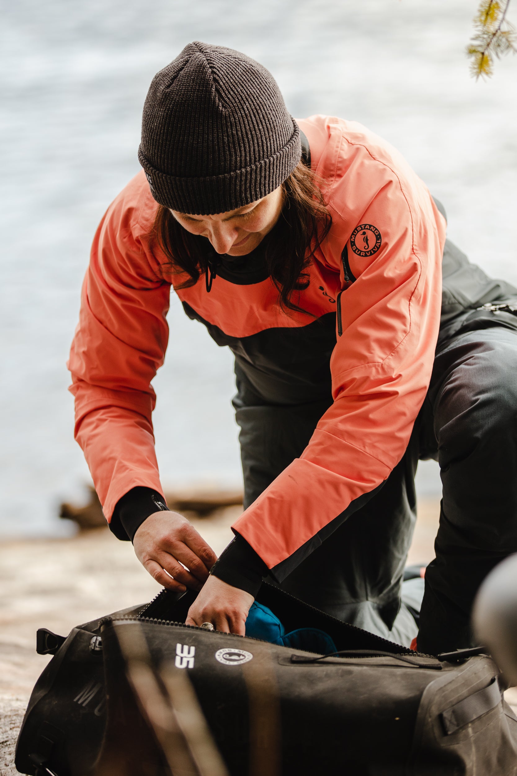 Taku Waterproof Jacket John Kelsey HIT HYDROSTATIC INFLATABLE PFD WITH SAILING HARNESS