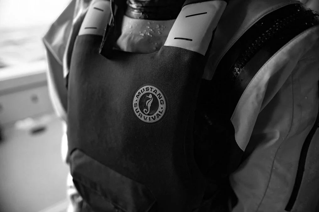 Front 3/4 closed up photo of the khimera life jacket from Mustang Survival