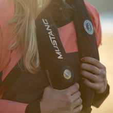 Elite 28 Hydrostatic Inflatable PFD